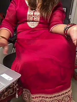 roasted_peanut - Roasted_peanut's free webcam