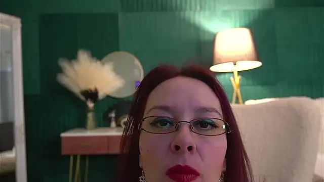 haileymoonn - HaileyMoonn's free webcam