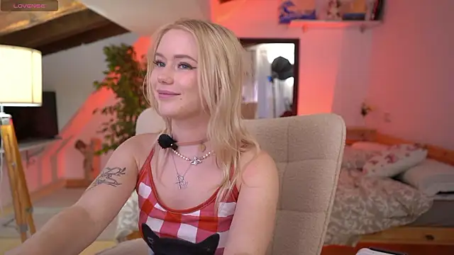 lexieloree - LexieLoree's free webcam