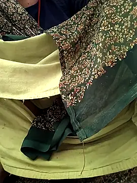 Webcam Model (Hot_Kajal5) is live