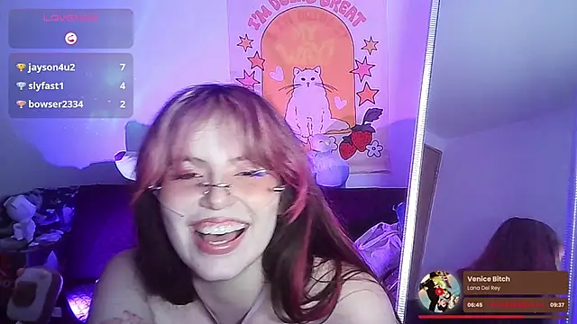 cherrybom969 - Cherrybom969's free webcam