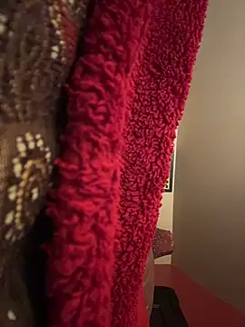 dilfiguess1 - DILFiGuess1's free webcam - UK Sex Cams