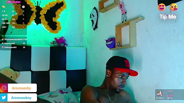 aroonsexyboy - Aroonsexyboy's free webcam - UK Sex Cams