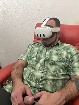 2addictivelyhorny - 2addictivelyhorny's free webcam