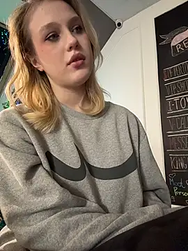 caitlinsugar - CaitlinSugar's free webcam - UK Sex Cams