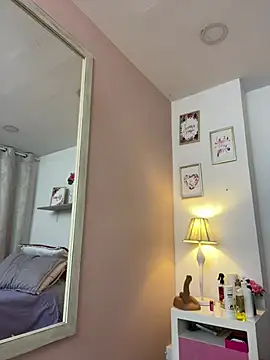 lauraraider (F young) - Oil ass + hot twerk