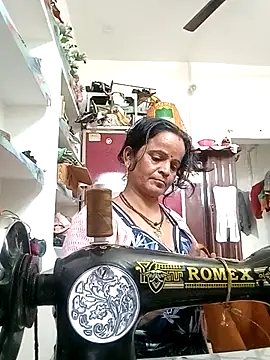 kiiuu_sexe - Kiiuu_sexe's free webcam