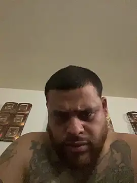 Martinez7233 Live Webcam on Stripchat