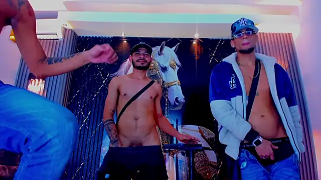 the_knights_of_t... Live Webcam on Stripchat