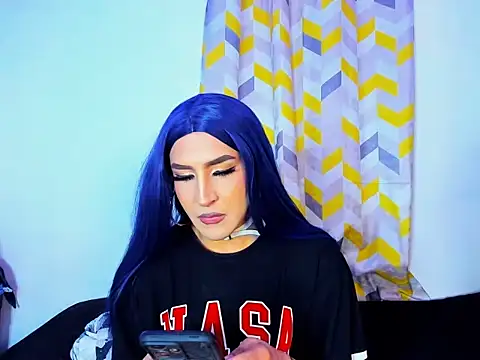 georgiina_giio - Georgiina_giio's free webcam