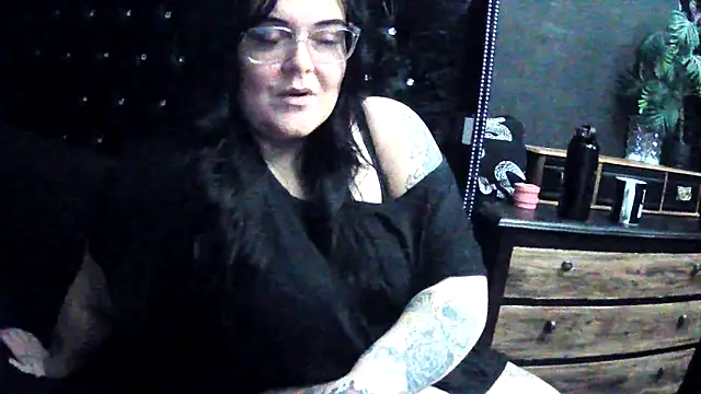 miss_curvesxxx - Miss_CurvesXXX's free webcam