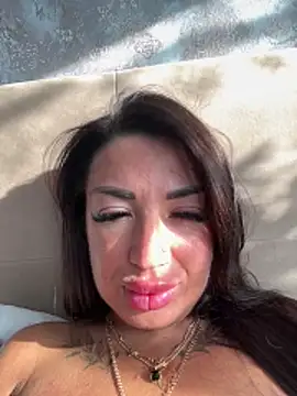 ruslanaxx - RuslanaXX's free webcam