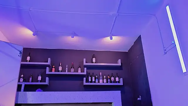 nova_salvatore - Nova_salvatore's free webcam