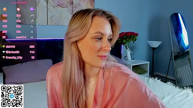 kiraruiz - KiraRuiz's free webcam