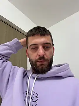 pablo_hornyguy95 - Pablo_Hornyguy95's free webcam