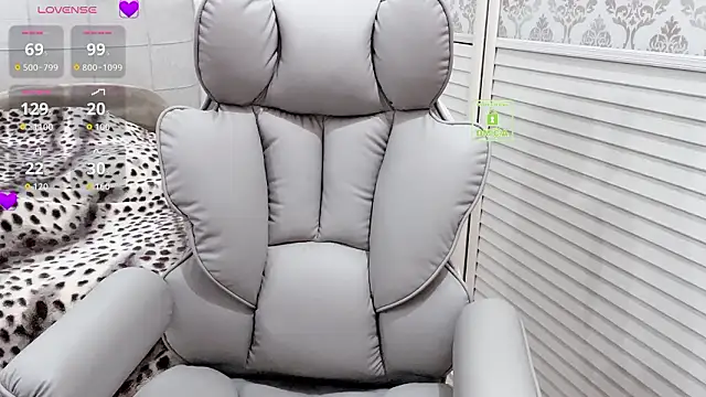 美女Holiland在线直播