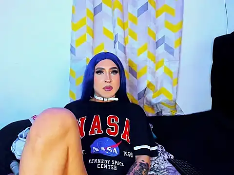 georgiina_giio - Georgiina_giio's free webcam