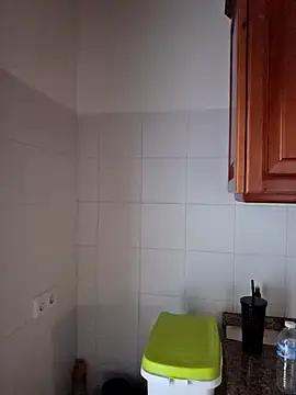 kylie_blck (F young) - Spank Ass+1Surprise Video