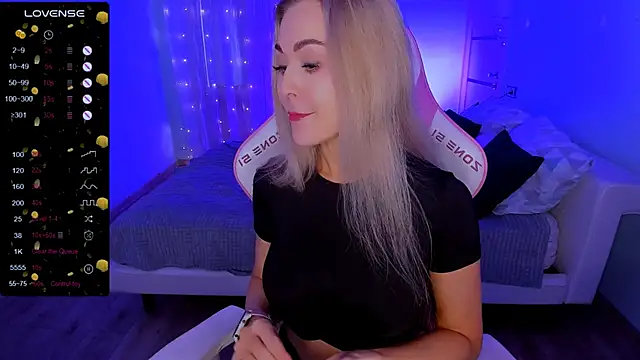 adeleroberts - AdeleRoberts's free webcam