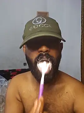 bigkannan - Bigkannan's free webcam - UK Sex Cams