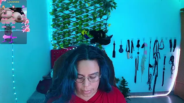 elektra_32 - Elektra_32's free webcam - UK Sex Cams