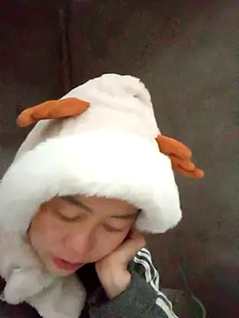 lemon-beo - Lemon-beo's free webcam - UK Sex Cams