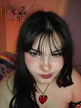 Webcam Model (Bloodsweet)  is live.Free join now!