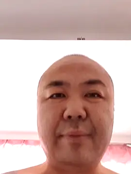 caige8888 (Ask my age) - 撸鸡吧，看屁用