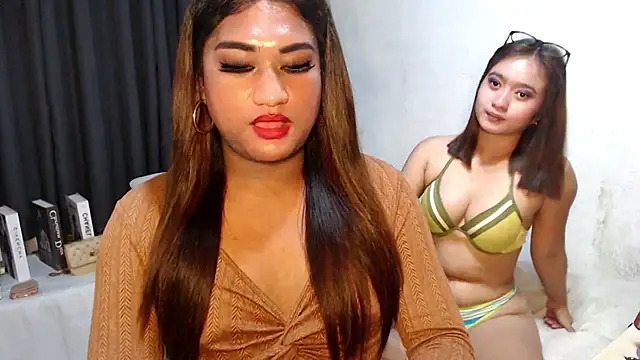 elysia_fox - Elysia_Fox's free webcam