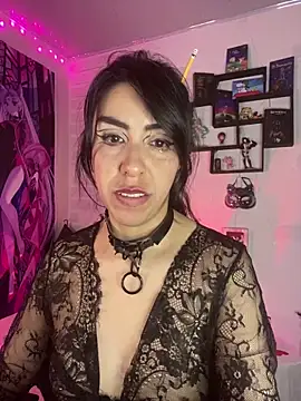 sky_girl_ls (F milf) - oil on tits