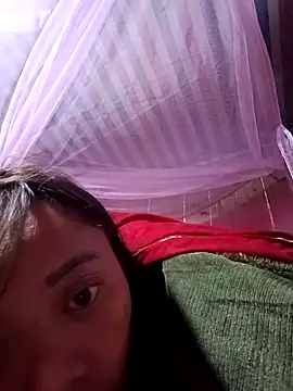 llomayy-love - Llomayy-love's free webcam