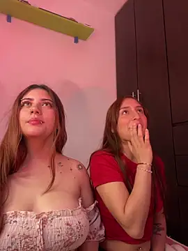 leah_moon1 - Leah_moon1's free webcam