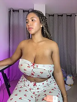 Mia_sweet80 from StripChat is Freechat