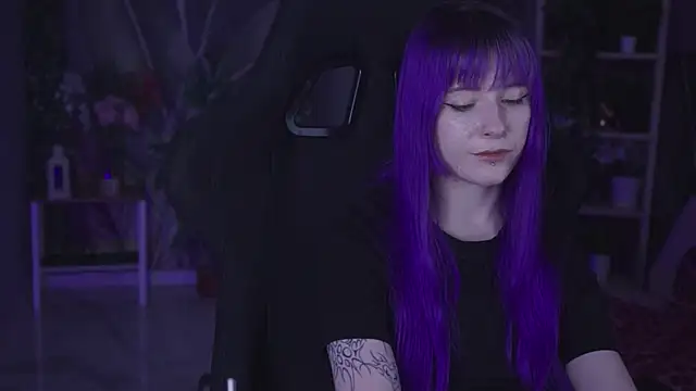 lexiwenford - LexiWenford's free webcam - UK Sex Cams