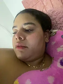 Webcam Model (Anabelle_00_)  is live.Free join now!