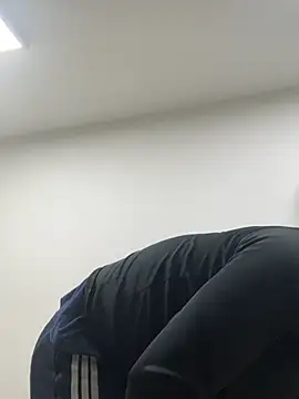 manu0586 - Manu0586's free webcam