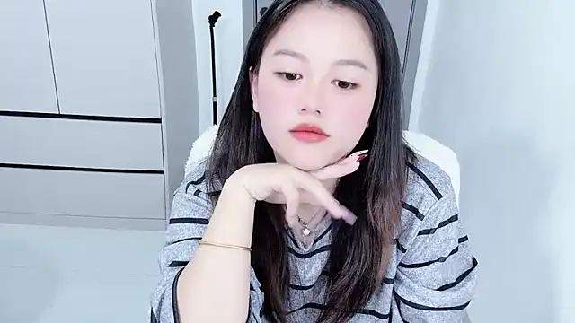 amireux-8 - Amireux-8's free webcam