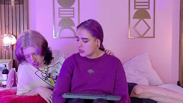 hanna-winchester - Hanna-Winchester's free webcam - UK Sex Cams