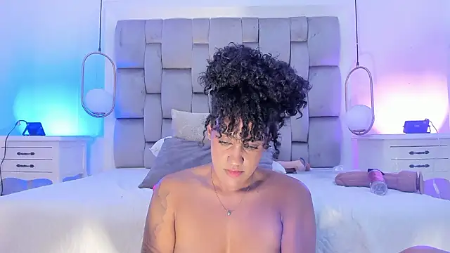 onlygia - OnlyGia's free webcam