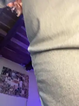 sophia_weest99 - Sophia_Weest99's free webcam