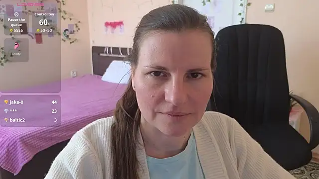 mirabelle_velvet - Mirabelle_Velvet's free webcam