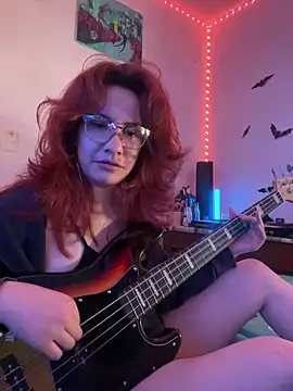 nina-chick777 - Nina-Chick777's free webcam