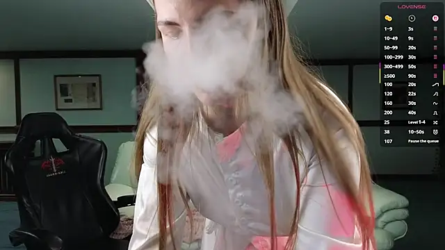 kirarustle - KiraRustle's free webcam