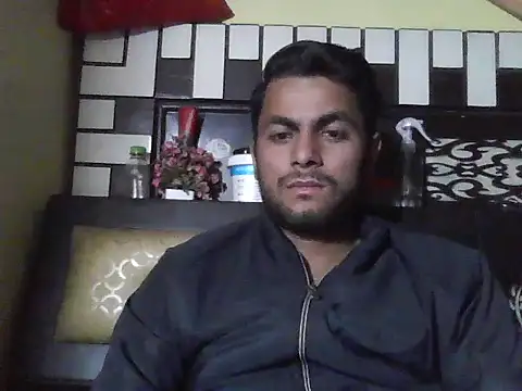 stubborndesiboy - Stubborndesiboy's free webcam - UK Sex Cams