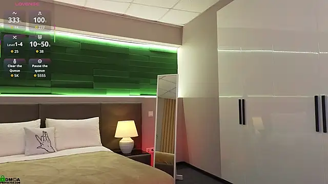 rina_red - Rina_Red's free webcam