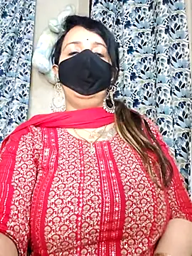 Webcam Model (cute-tanvi)  is live.Free join now!