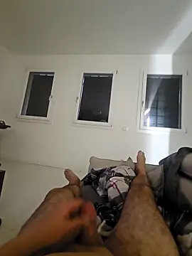 mice34 Live Webcam on Stripchat