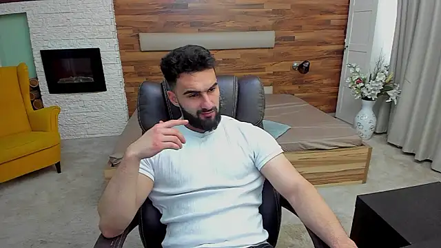 MicahLane Live Webcam on Stripchat