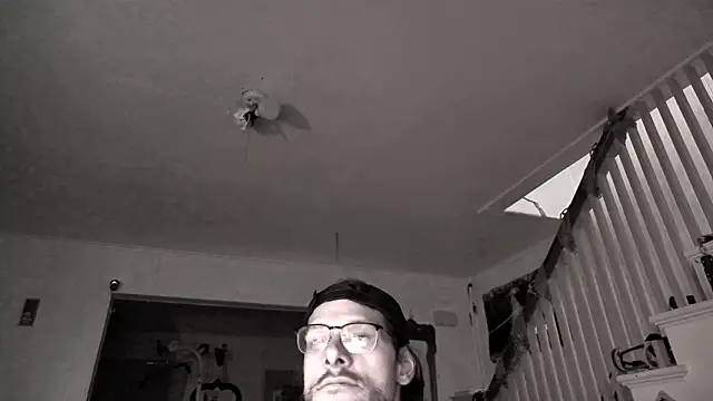 masterdaddycool - MasterDaddyCool's free webcam