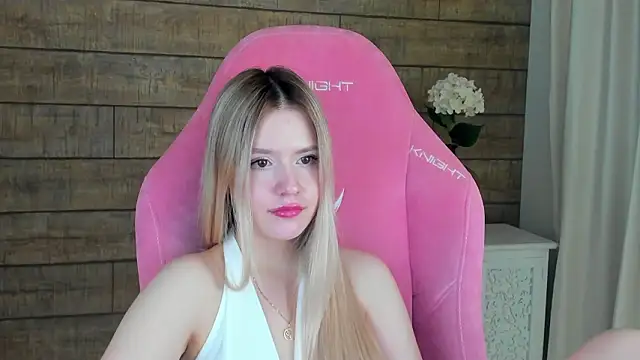 milanabalmain - MilanaBalmain's free webcam